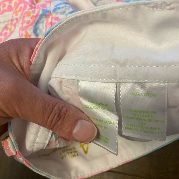 Lily Pulitzer Getting Steamy Resort The Walsh shorts - Picture 4 of 10